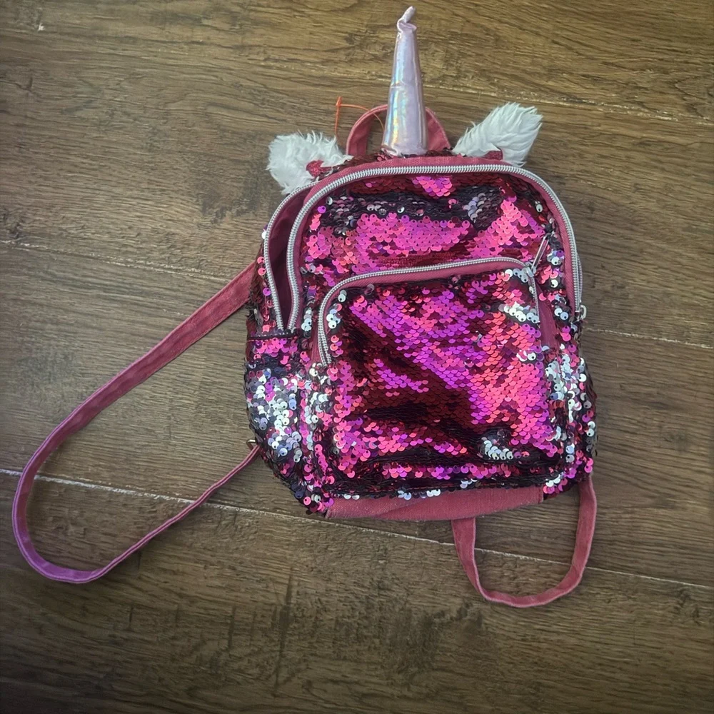 Sequined unicorn backpack color change pink & silver